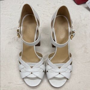 Michael Kors Elegant White Strappy Women's Heels
Size 7